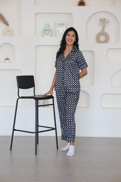 Night Wear Satin Black & White Color Geometric Printed Night Suit